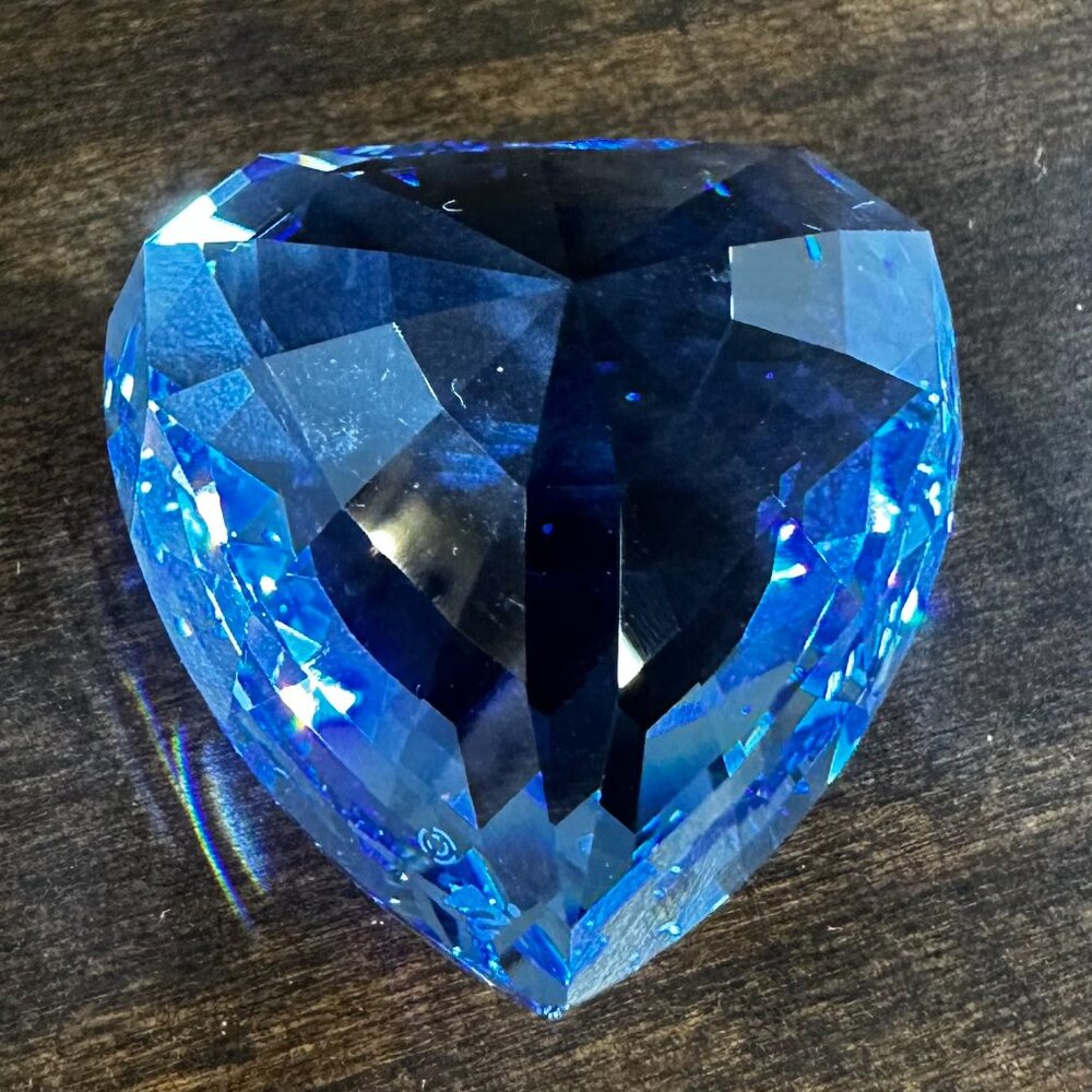 RETIRED Swarovski 1997 Society Member Renewal Gift - Blue (Azur) Crystal Heart - Picture 2 of 4